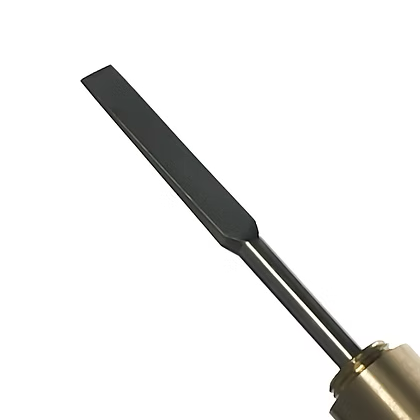 Bear Quartz Titanium Pocket Spatula