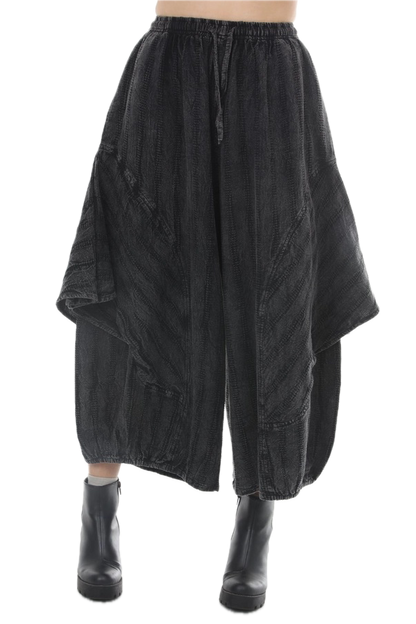 Draped Waffel Barrel Pants